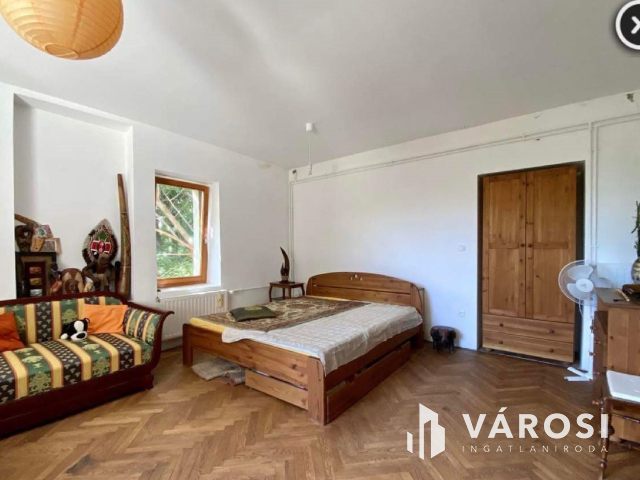 Tágas családi othon számtalan lehetőséggel Zsámbékon