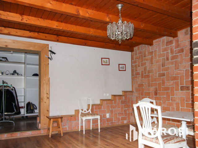 Tágas családi othon számtalan lehetőséggel Zsámbékon