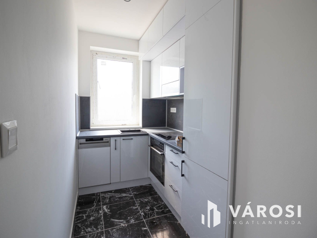 Kulcsrakész lakás Péterhegyen I-F-3