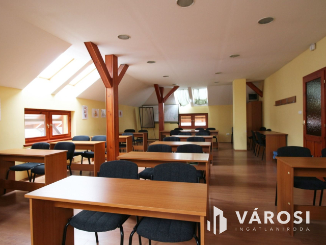 Befektetésre alkalmas családi ház eladó!