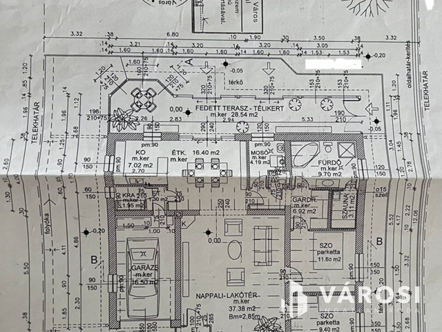 Baglyasalja elején, újszerű családi ház eladó!