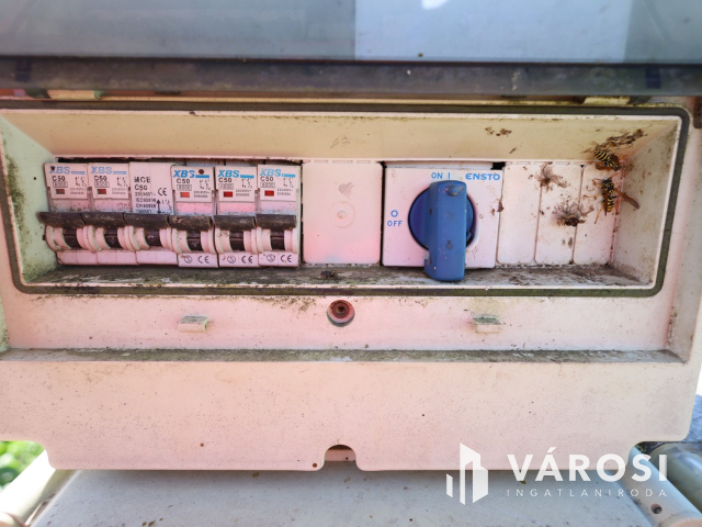 Eladó sertéstelep Szeghalom határában 11 ha területen