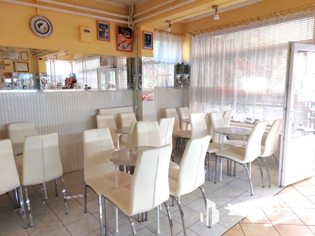 Háromszintes Belvárosi Családi Ház Békéscsaba Szívében