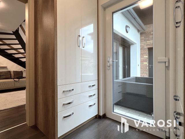 Álomszép luxusotthon, bútorozva eladó