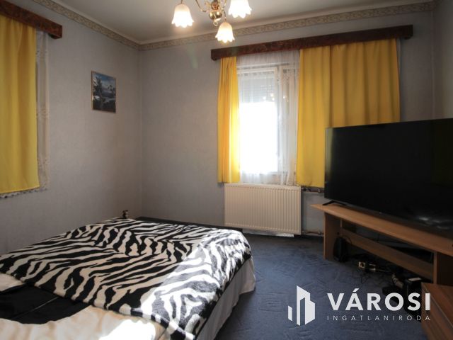 CSOK Plusz képes, belvárosi, kertes ingatlan eladó!