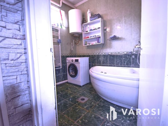 Családi ház Téten