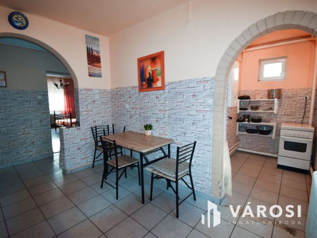 Családi ház Téten