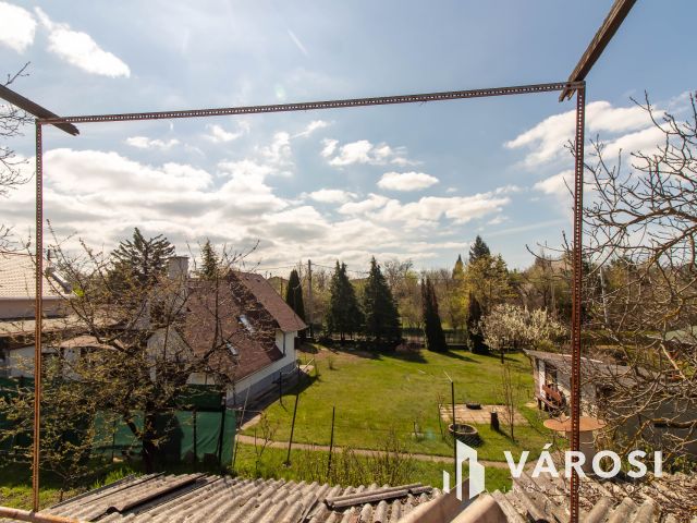 Nagykovácsiban felújitandó, vagy bontandó ház ! Döntse el Ön