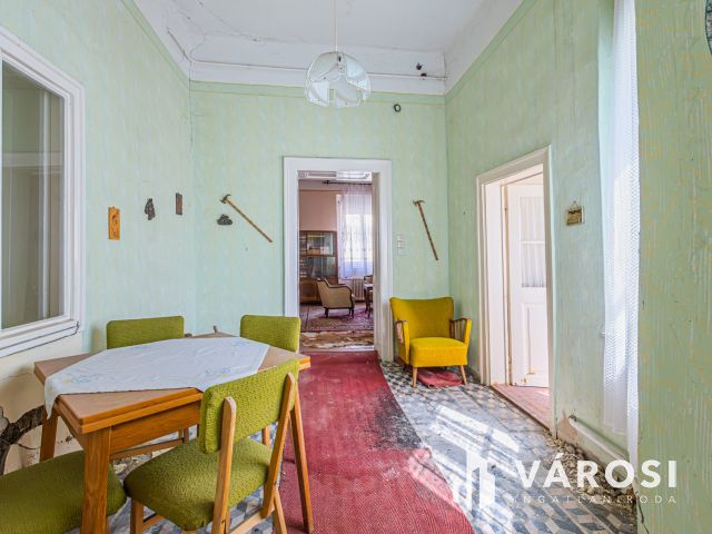 Központi elhelyezkedésű ház Kiskunmajsán