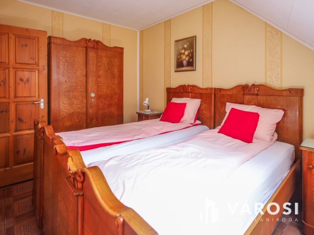 Újszerű, 10 egységből álló apartmanház a Vár tövében