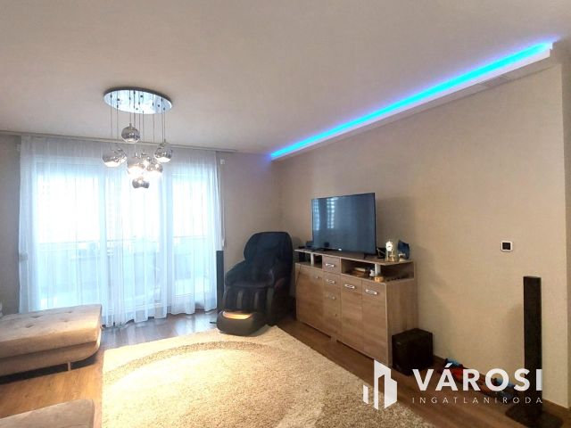 Szuper jó áron, szuper jó lakás eladó!