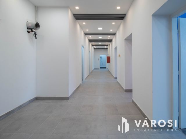 25 m2-es felszerelt, berendezett fogászati rendelő Újbudán