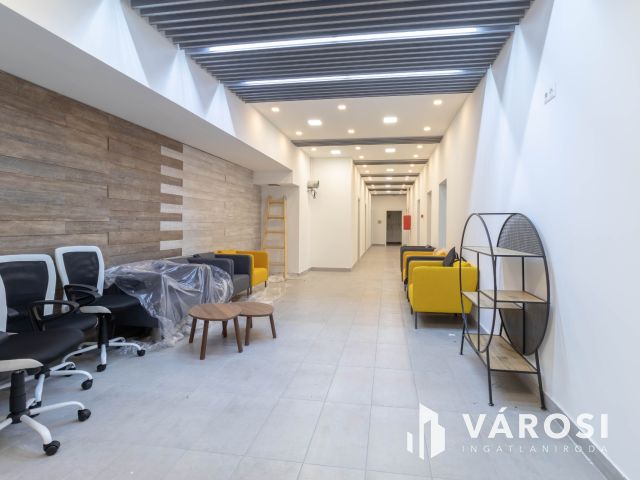 Fogászati rendelő (20 m2) Újbudán felszerelve, berendezve