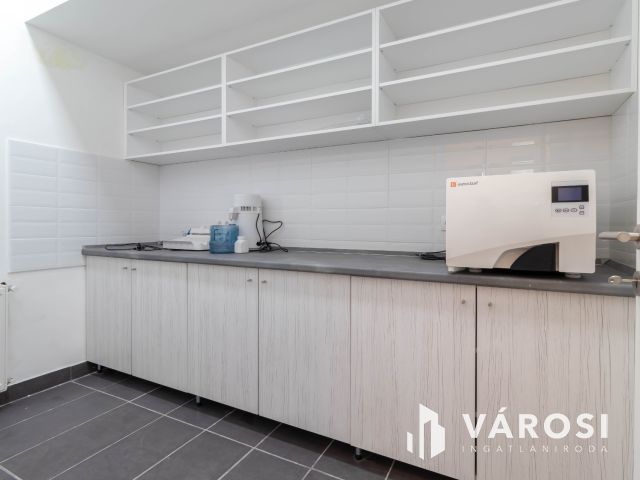 Kiadó 29 m2-es felszerelt, berendezett fogászati rendelő