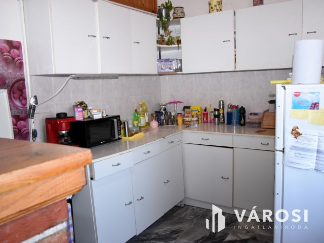 Napelem,3 szint,összeköltözőknek vagy vállalkozásnak Banán!