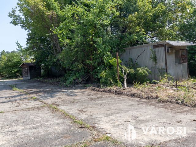 Ipari-logisztikai célokra alkalmas telek, 15.ker., 3498 m2