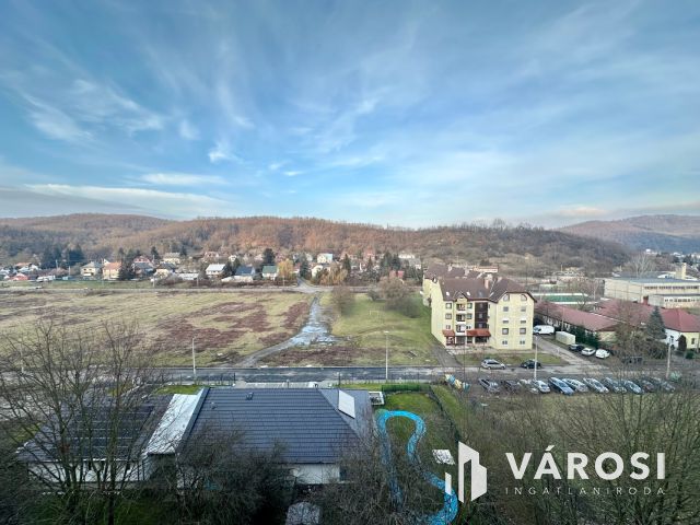 Gorkijon 4. emeleti, 1+2 félszobás, erkélyes lakás eladó!