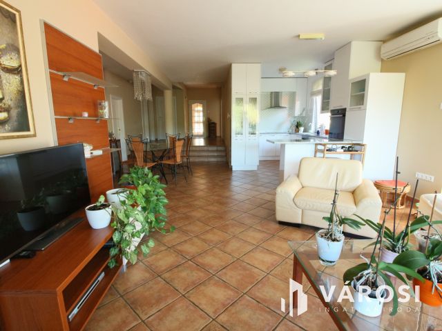 Tökéletes otthon gyönyörű környezetben