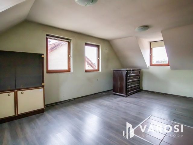 Két lakásos családi ház a Ráchegyen