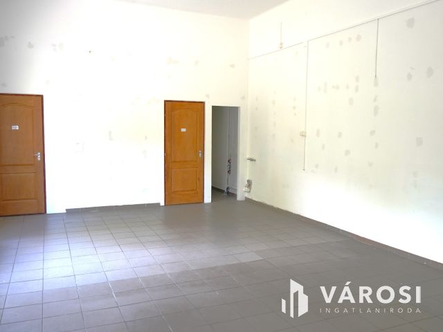 Nádorvárosi üzlethelyiség Kiadó hosszú távra!