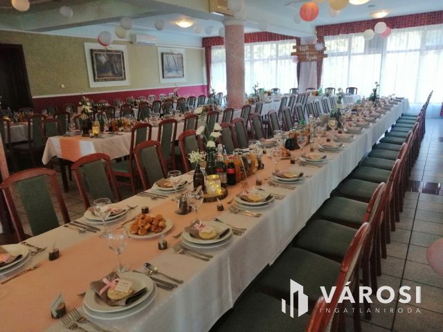 Tökéletes helyen, jó állapotú vendéglátó egység eladó!