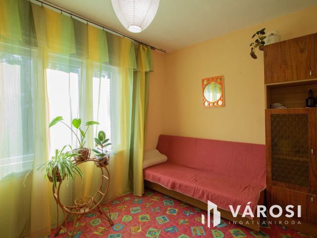 Eladó Lenti hegyi ingatlan, csodás területtel együtt.