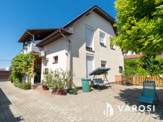 Családi ház és apartman egyben-kiváló befektetési lehetőség
