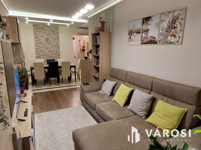 Felújított, modern lakás 5 percre a belvároshoz!