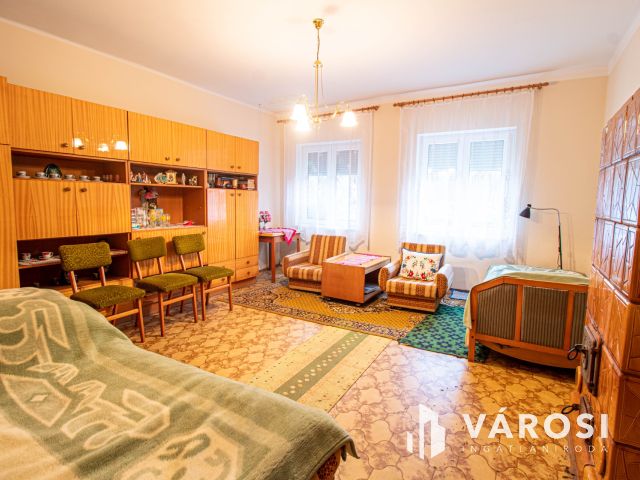 Házikó a Cserta patak mentén