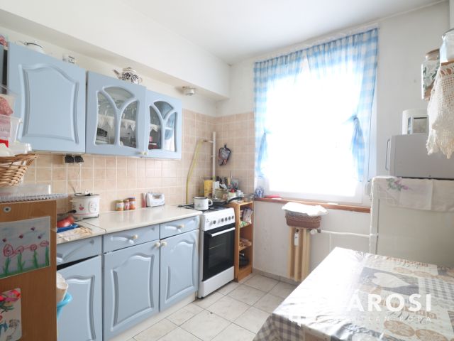 Eladó Panel Lakás Hódmezővásárhelyen !