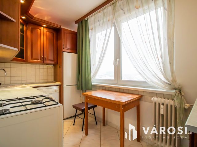 Belvárosi, jó helyen levő nagy lakás