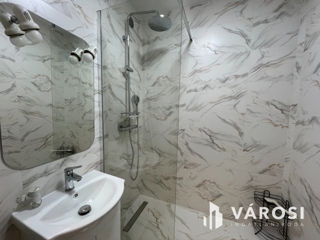 Debrecen Belvárosi 4 Szobás Szuper Albérlet!!!