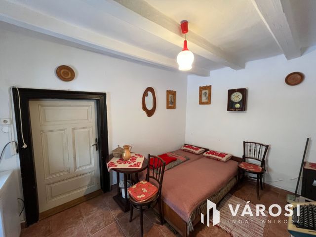 Figyelem! Tiszafüreden Nagyon Szép Parasztház Eladó!