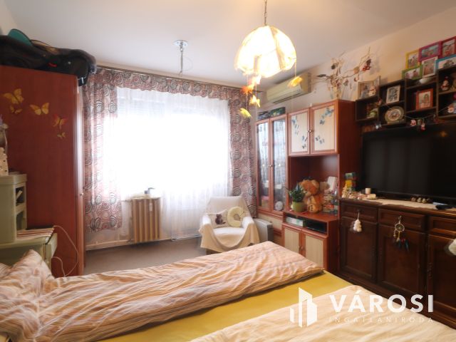 Eladó Panel Lakás Hódmezővásárhelyen !