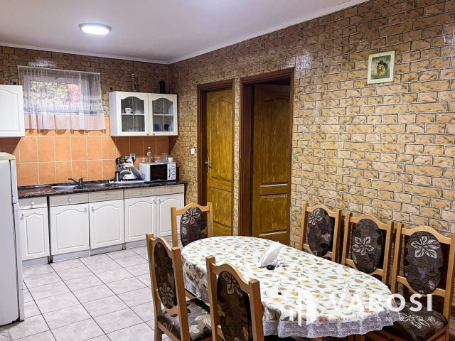 Újfehértó – Háromszobás családi ház  a meggy városában!