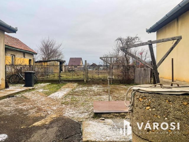 Újfehértó – Háromszobás családi ház  a meggy városában!