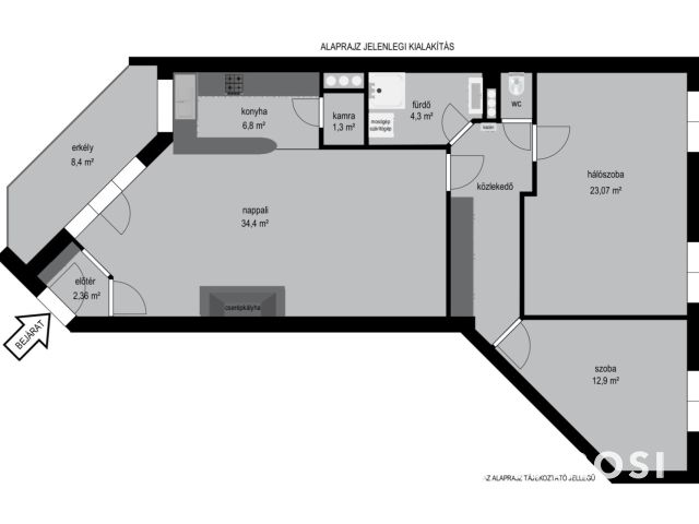 Erkélyes nagy lakás, garázs lehetőséggel a Győr belvárosában