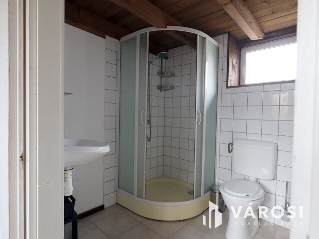 Teljes körűen felújított parasztház eladó Bodonyban