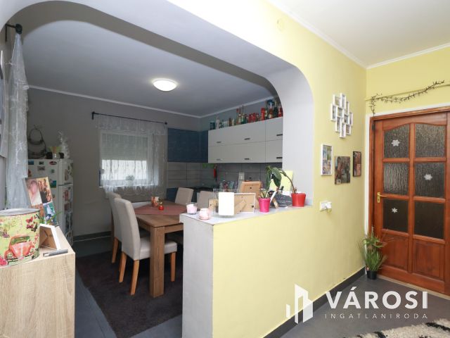 Tótkomlósi családi ház