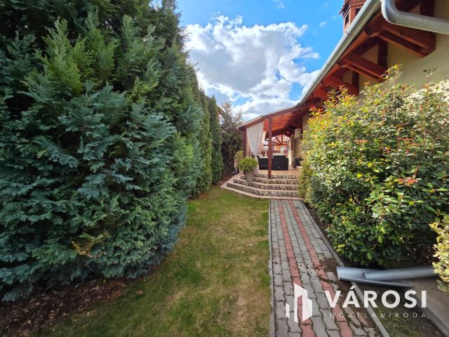 Minden igényt kielégítő családi ház Szigethalmon