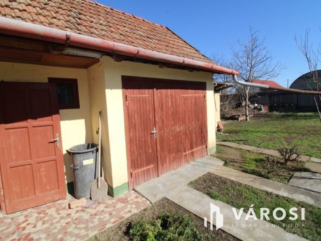 Jó szerkezetű ház Vésztőn.