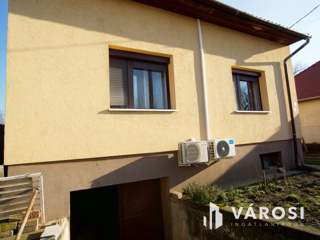 Otthon, vállalkozás és befektetés Gyál központi részén