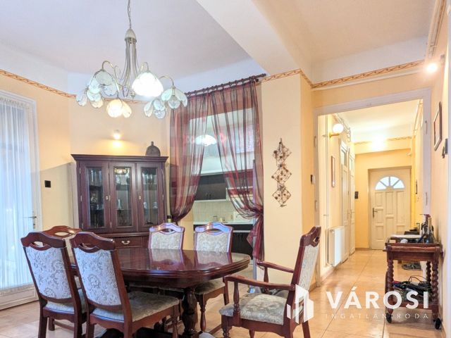 Elegáns otthon modern elemekkel!