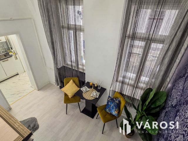 Befektetésnek ideális lakás a 6. kerület szívében