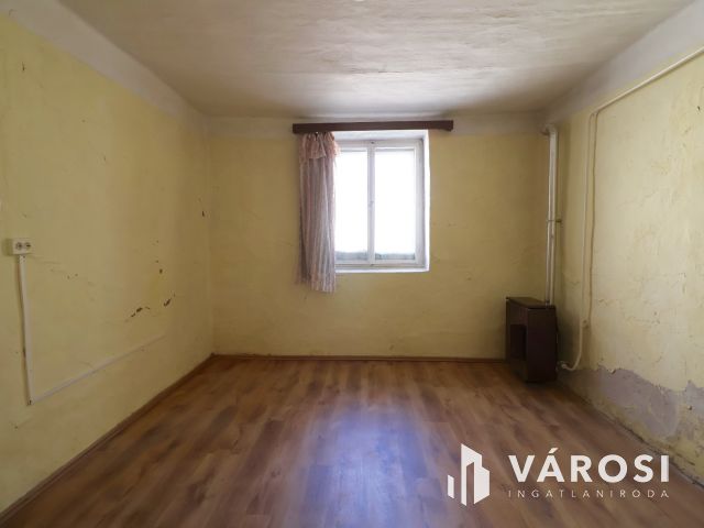 Felújítandó parasztház