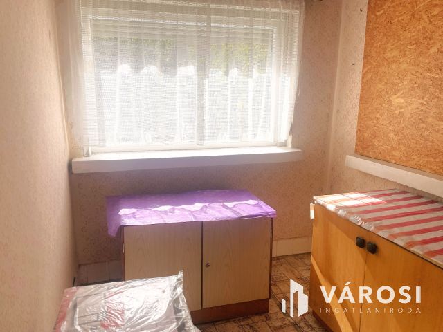 Nagy telek, nagy ház a belvárostól 5 percre