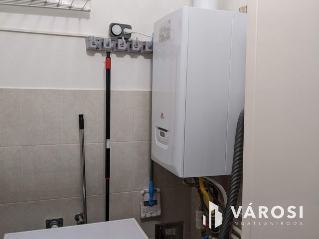 Eladó társasház Győr-Nádorváros csendes zsákutcájában