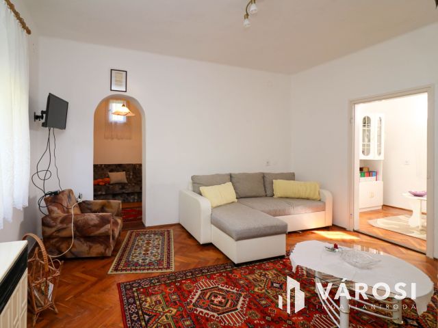 Felújított házrész eladó Nagyszénáson