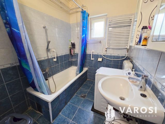 Lehetőségekben gazdag ház Szigethalmon