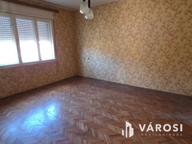 Katonaréten eladó családi ház